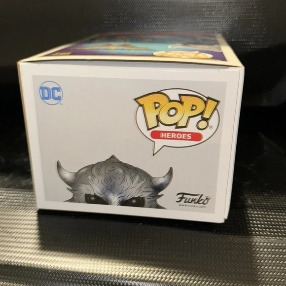 Funko Pop Wonder Woman - Ares - Picture 5 of 5
